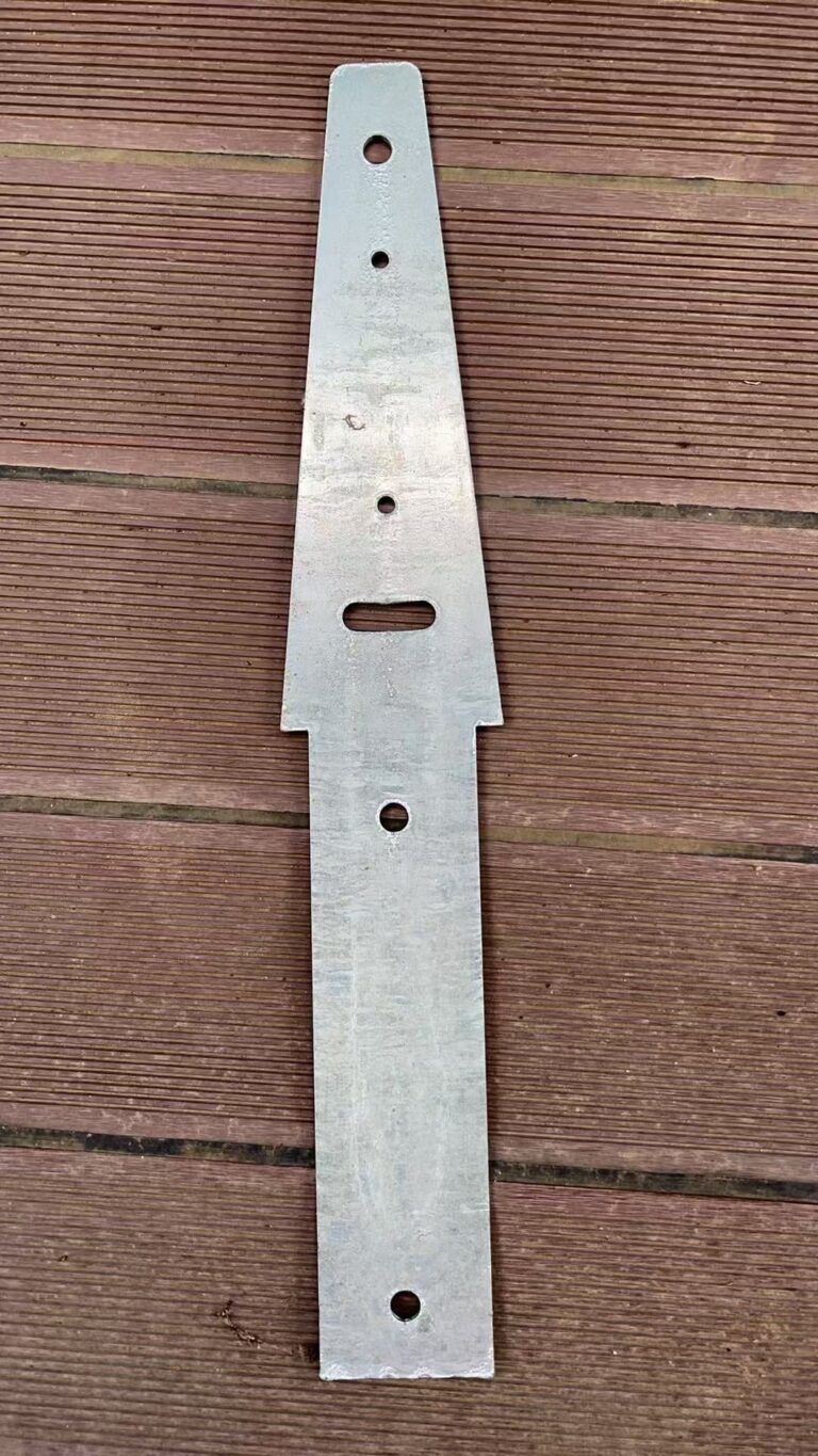 Retaining Wall Bracket — 570 mm × 6 mm — supplier reference image